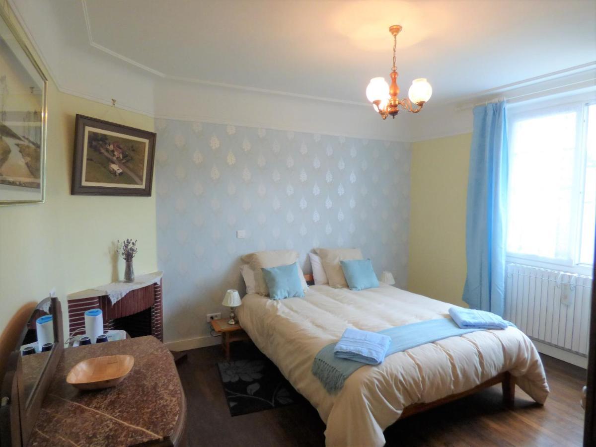 Les Tibles Bed & Breakfast Nanthiat Bagian luar foto